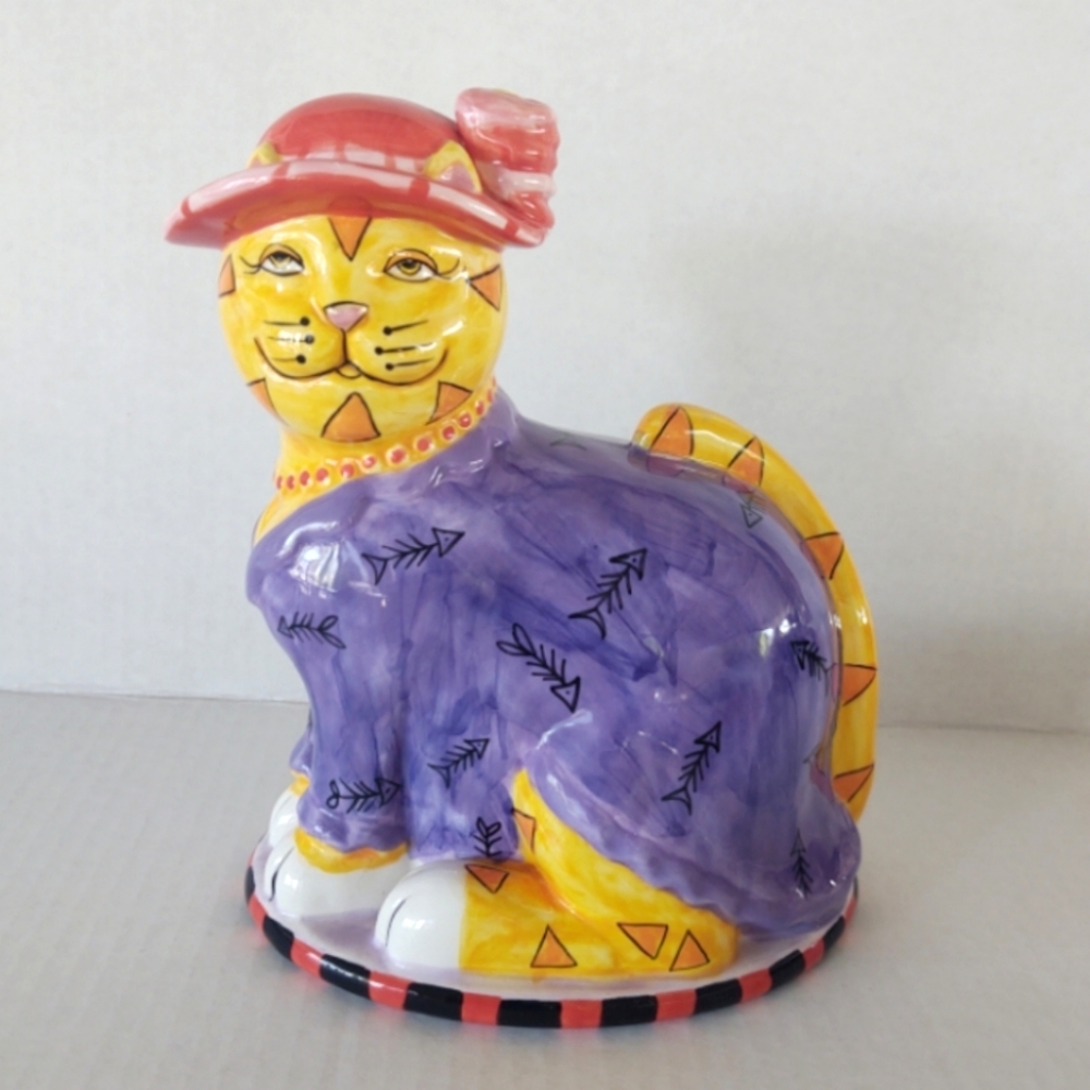 CM Redwine Red Hat Society Yellow Tabby Cat change bank